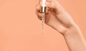 Thu hồi 5 loại mỹ phẩm của một công ty do công thức sai lệch