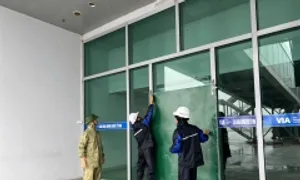 Bốn sân bay dừng tiếp nhận tàu bay do ảnh hưởng bão Bualoi